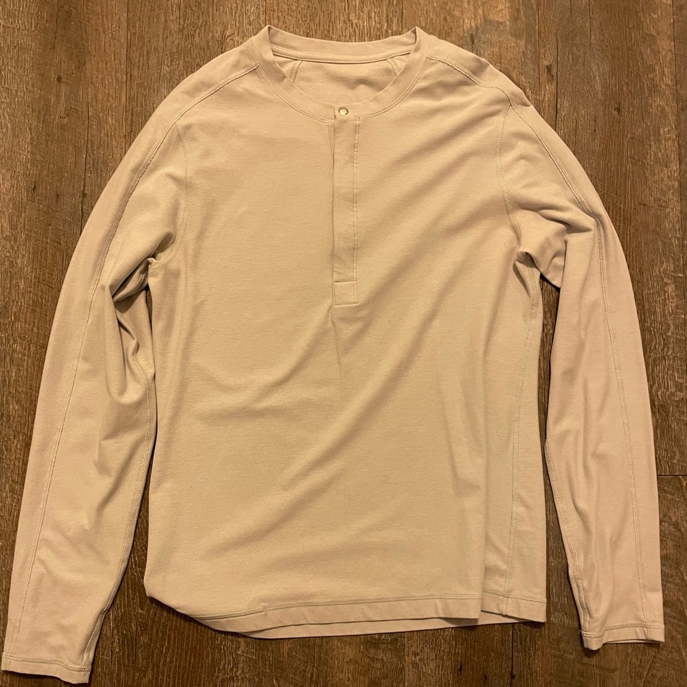 Lulu Lemon Long sleeve - size medium